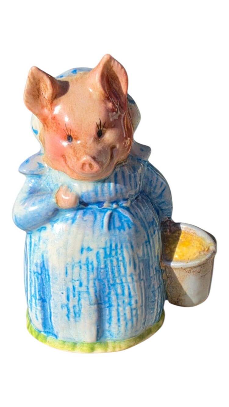 Vintage Beswick Beatrix Potter Aunt Pettitoes Pig Figurine 1970 England